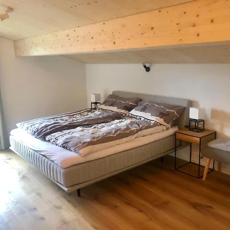 Apartment Studio Mattawaldstrasse 17a